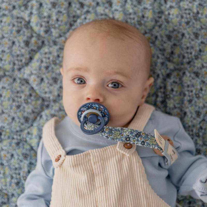 BIBS - Clip portaciuccio - Liberty - Baby Blue - Azzurro