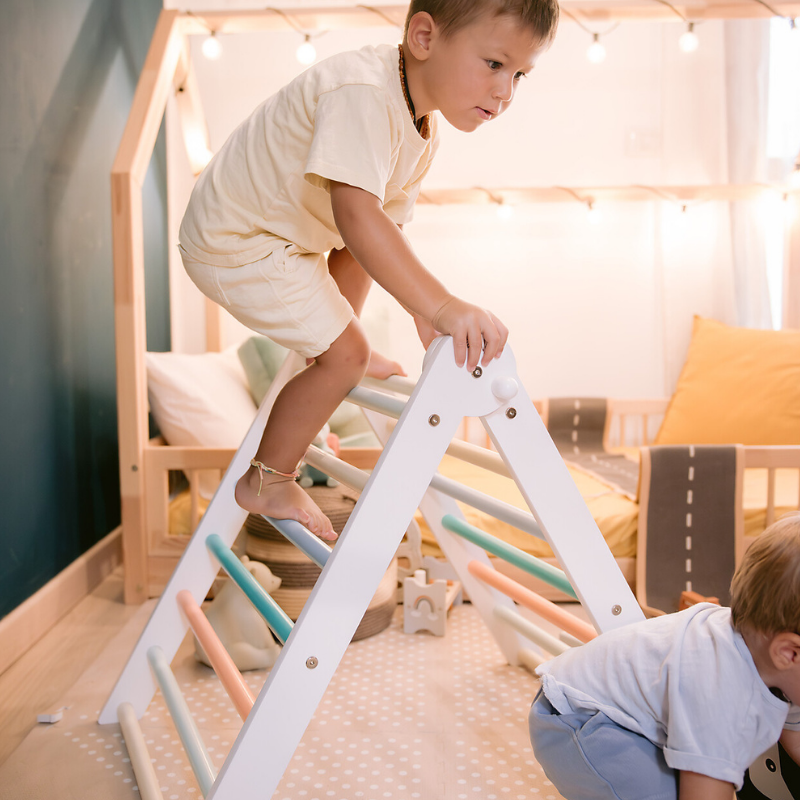 Family Nation - Triangolo Montessori Pikler Rainbow per equilibrio e agilià - Sunny Beach