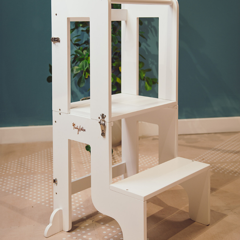 Family Nation - Torre Montessori 2 in 1 convertibile in Tavolo e Sedia - Bianco