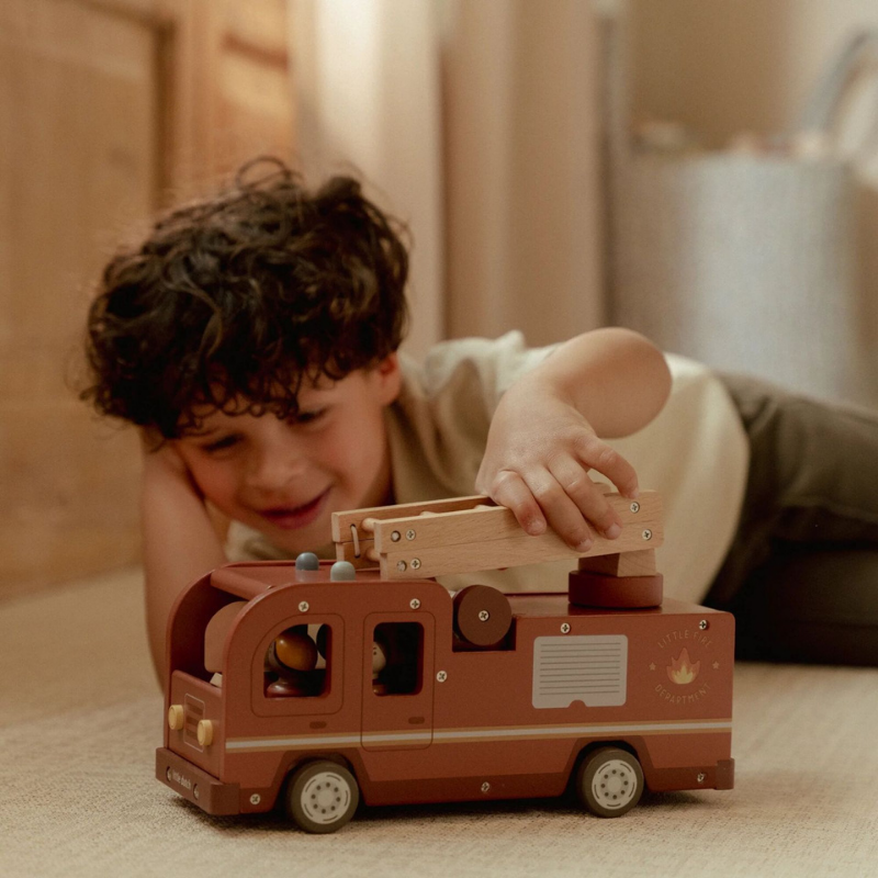 Little Dutch - Camion dei Pompieri e Vigili del Fuoco Grande con personaggi - Essentials