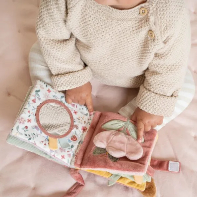 Little Dutch - Libro in stoffa multi attività con gancio per passeggino - rosa - Fairy Garden