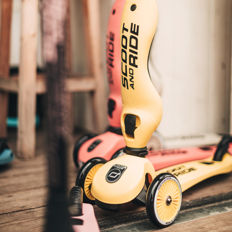 Scoot and Ride - Monopattino e Triciclo - Highwaykick 1 - Trasformabile 2 in 1 - giallo lemon
