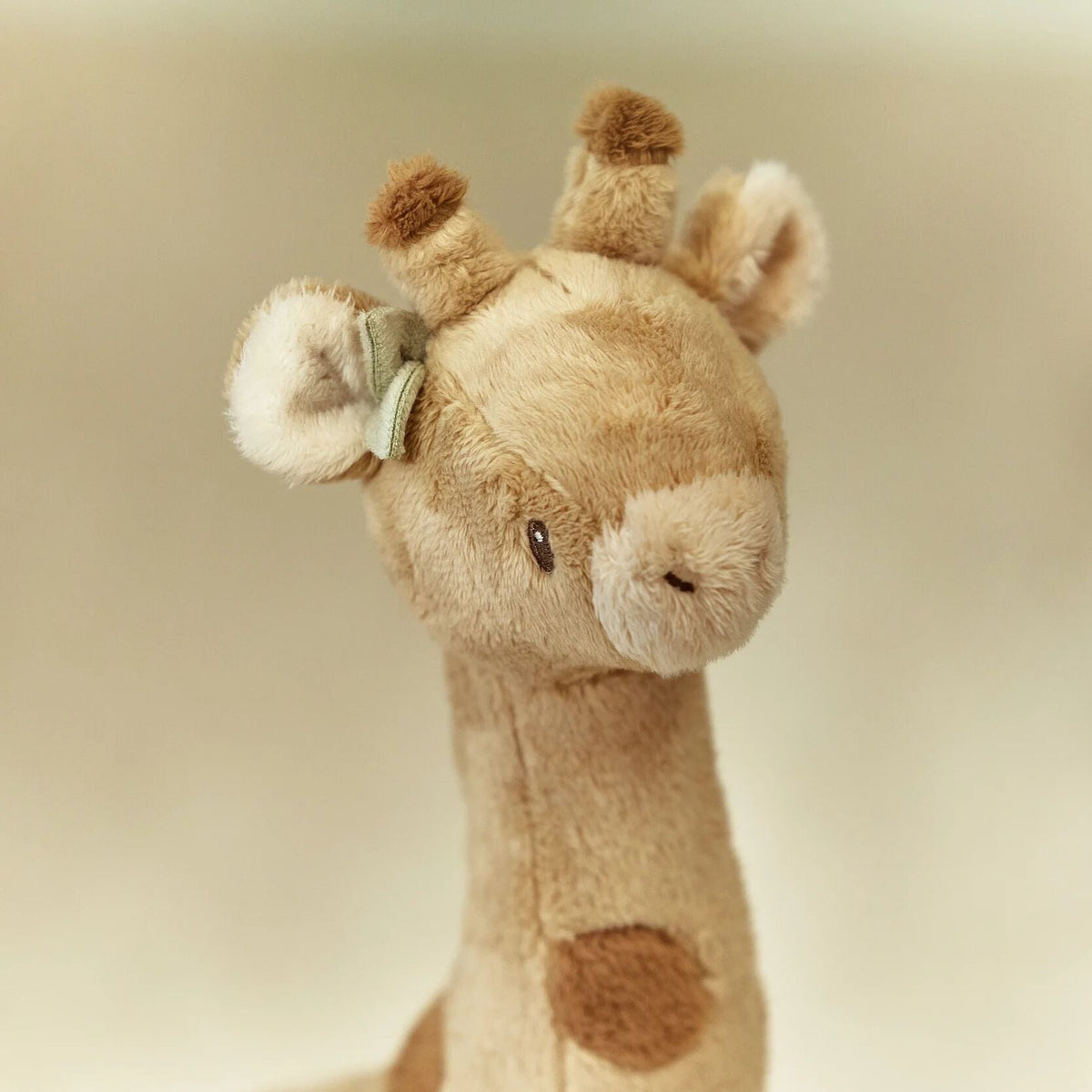 Pupazzo giraffa Little Dutch, particolare