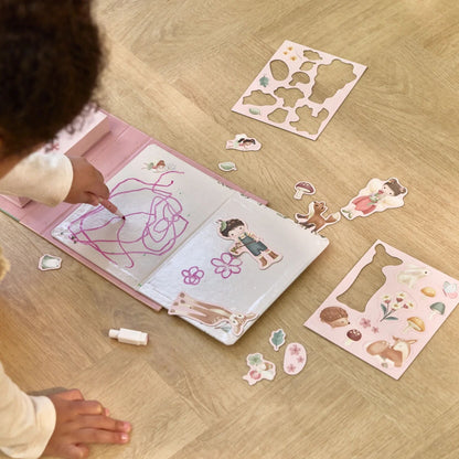 Scena composta con il set magnetico Little Dutch Rosa