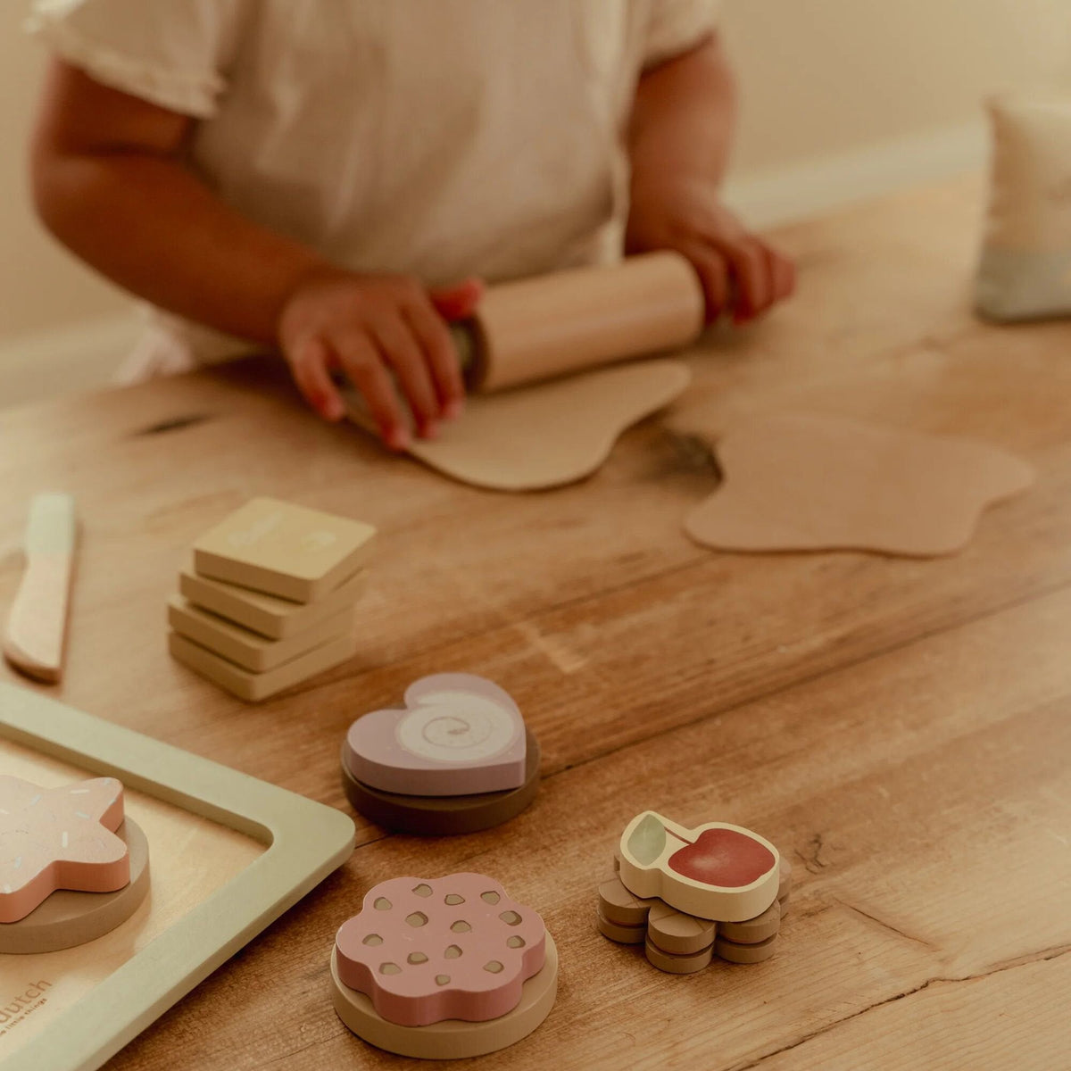 Dolcetti in legno del set pasticceria Little Dutch