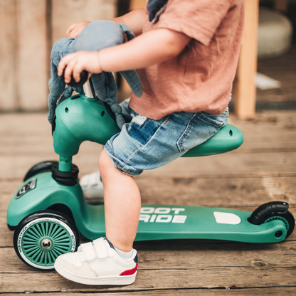 Scoot and Ride - Monopattino e Triciclo - Highwaykick 1 - Trasformabile 2 in 1 - foresta forest